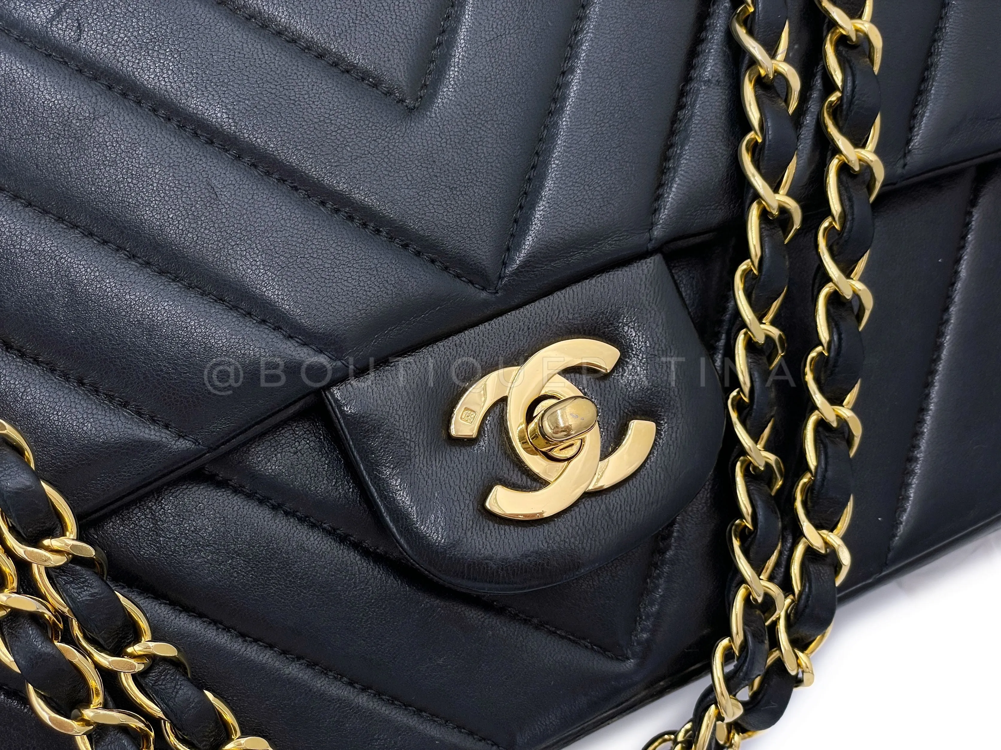 Chanel 1991 Vintage Black Chevron Medium Classic Double Flap Bag 24k GHW